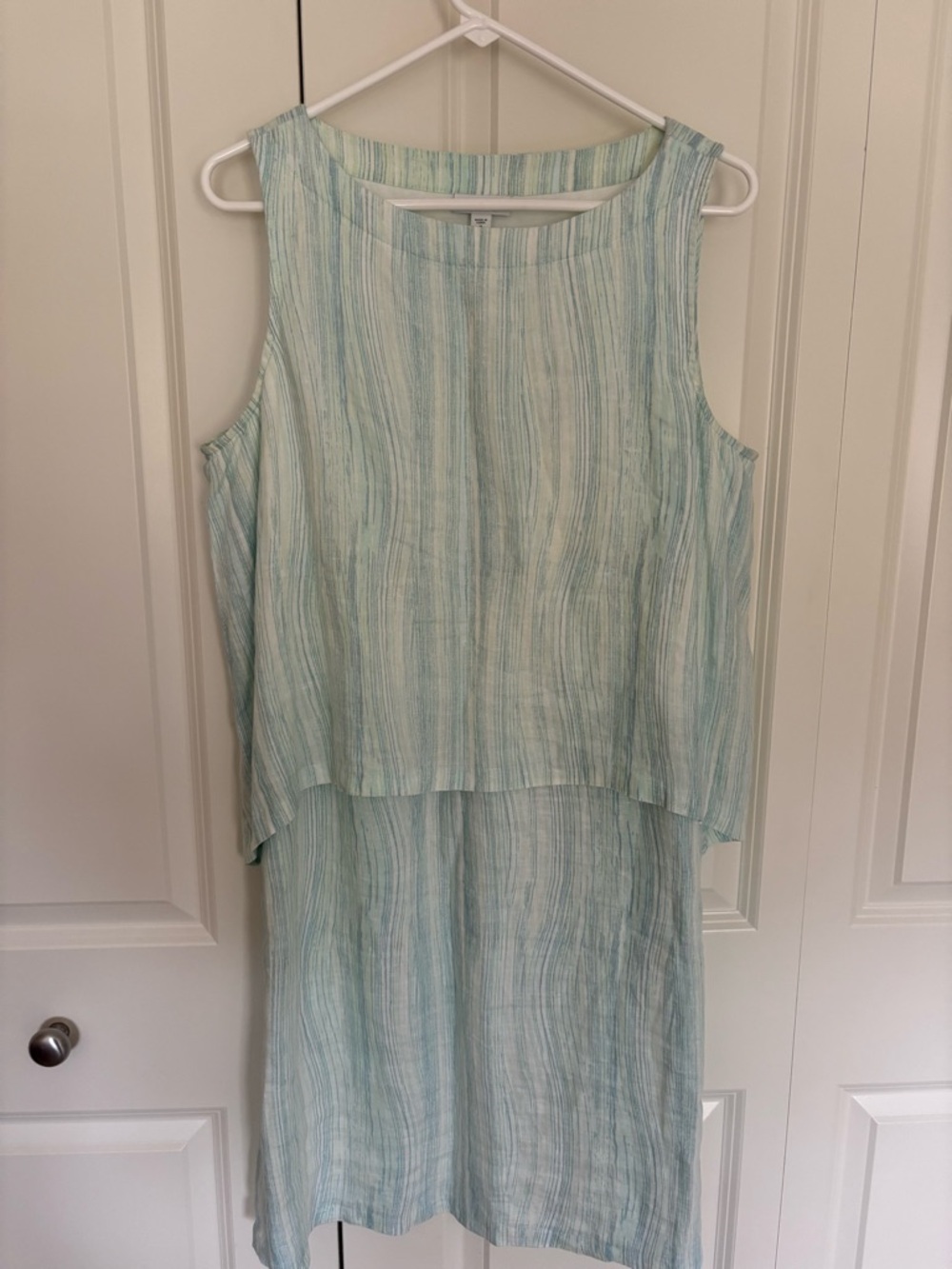 J. Jill Pure Jill sleeveless tiered shift dress size medium. Made of 100% linen